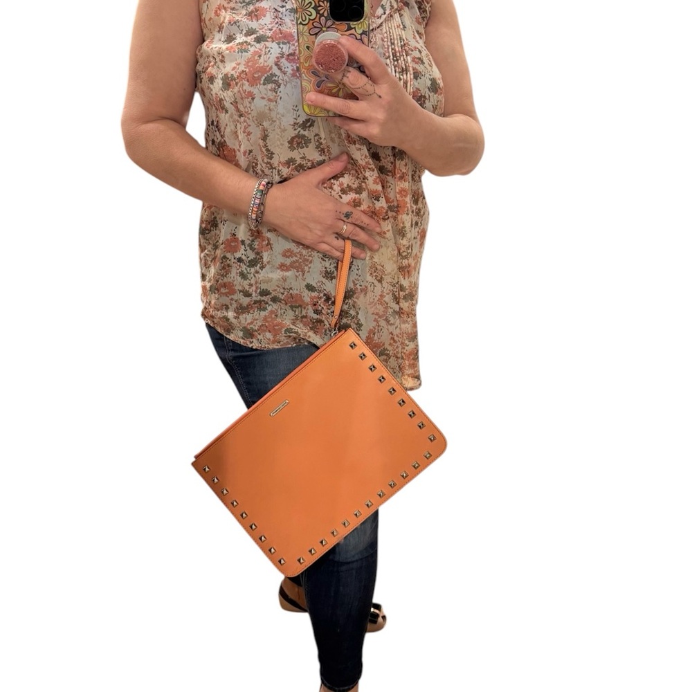 Motherhood Maternity blouse floral sleeveless size XL sheer
V-neck top - Picture 5 of 6